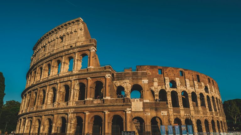 “Rome: Tourist City or Living Museum?