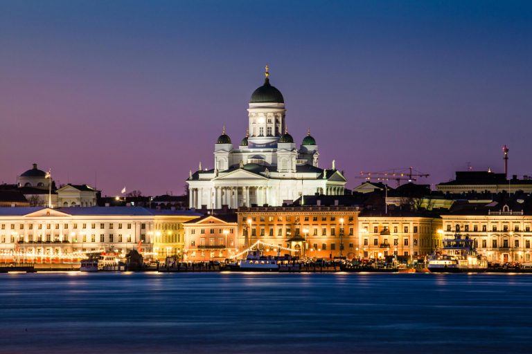 Helsinki Travel Guide: Nordic Design, Saunas, and Sea Breezes
